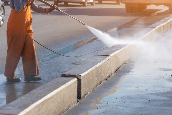 Commercial Concrete Cleaning in La Crosse