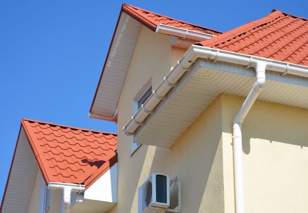 Fascia Cleaning in La Crosse