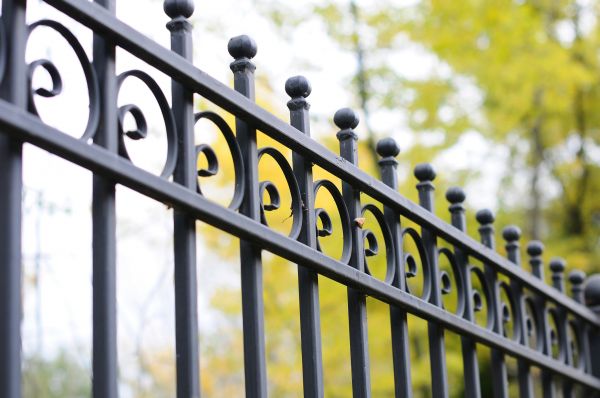 Cost of Wrought Iron Fence Cleaning in La Crosse
