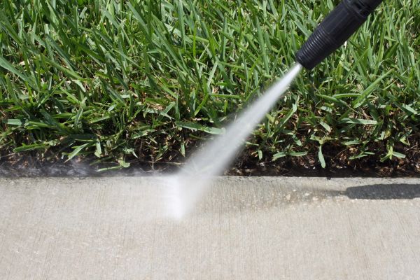 Cost of Sidewalk Cleaning in La Crosse