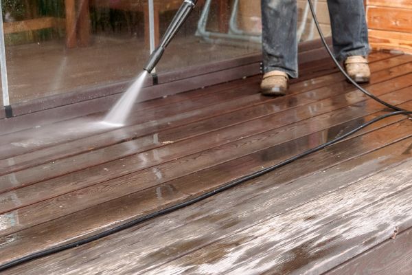Pool Deck Power Washing in La Crosse
