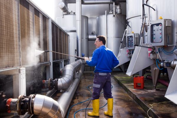 Business Pressure Washing in La Crosse