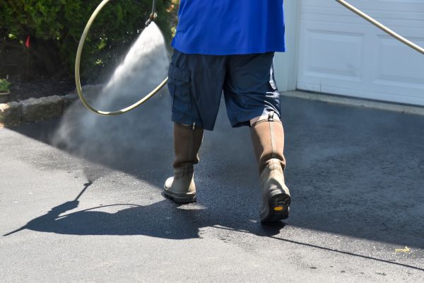 Asphalt Driveway Cleaning in La Crosse