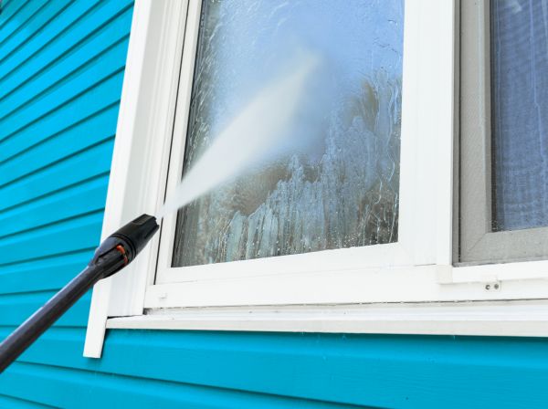 Residential Pressure Cleaning in La Crosse
