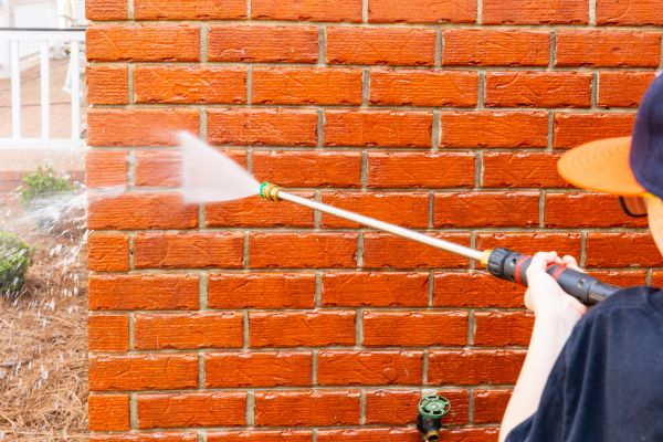 Wall Pressure Washing in La Crosse