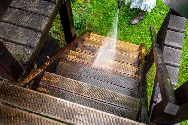 Cost of Wood Power Washing in La Crosse